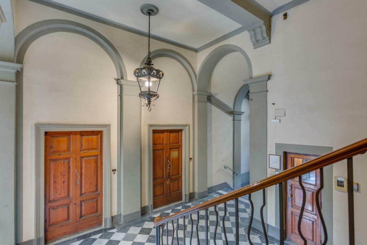Cherubini Palace Thematic Apartment Florença Exterior foto